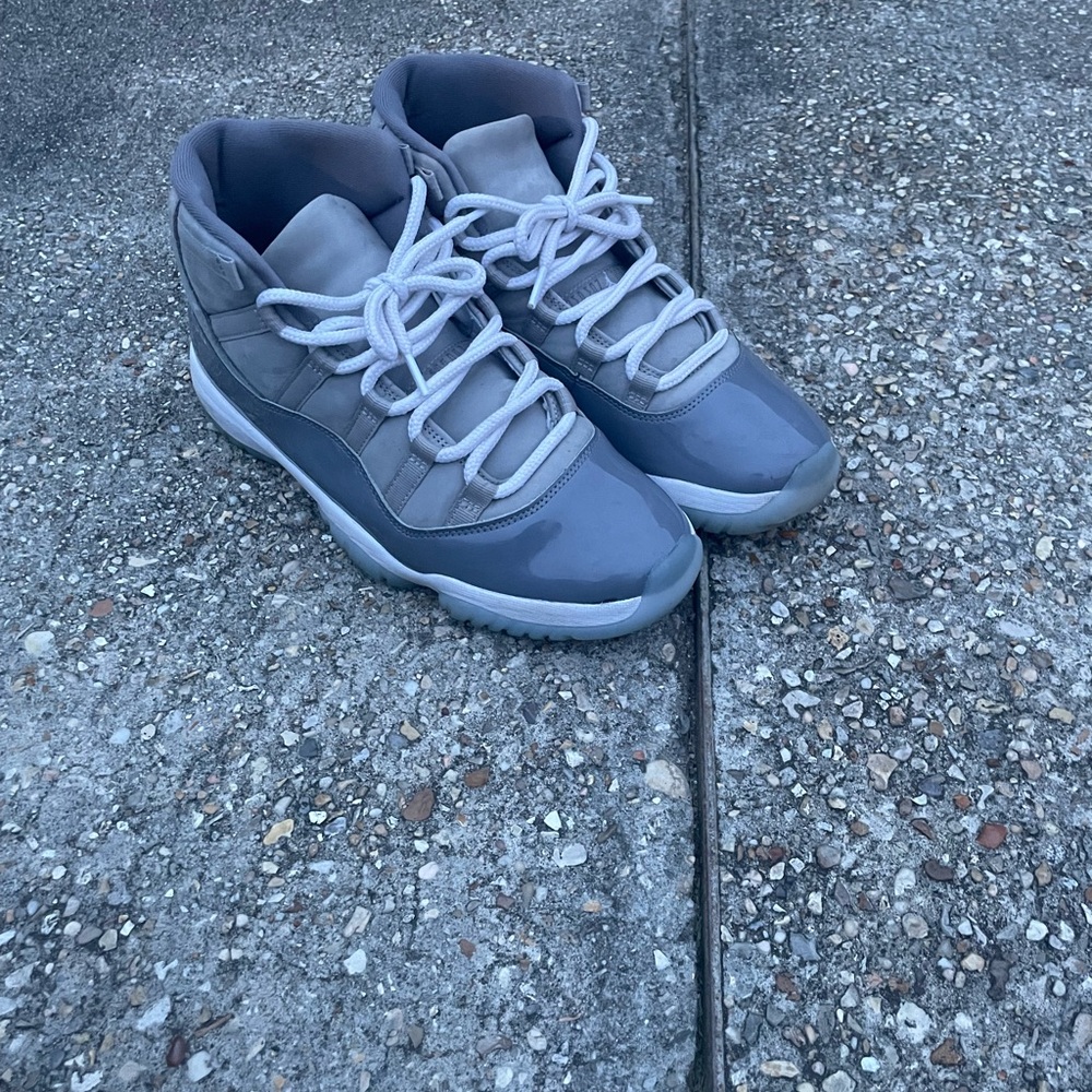 Air jordan 11 cool grey/ used/ good condition box